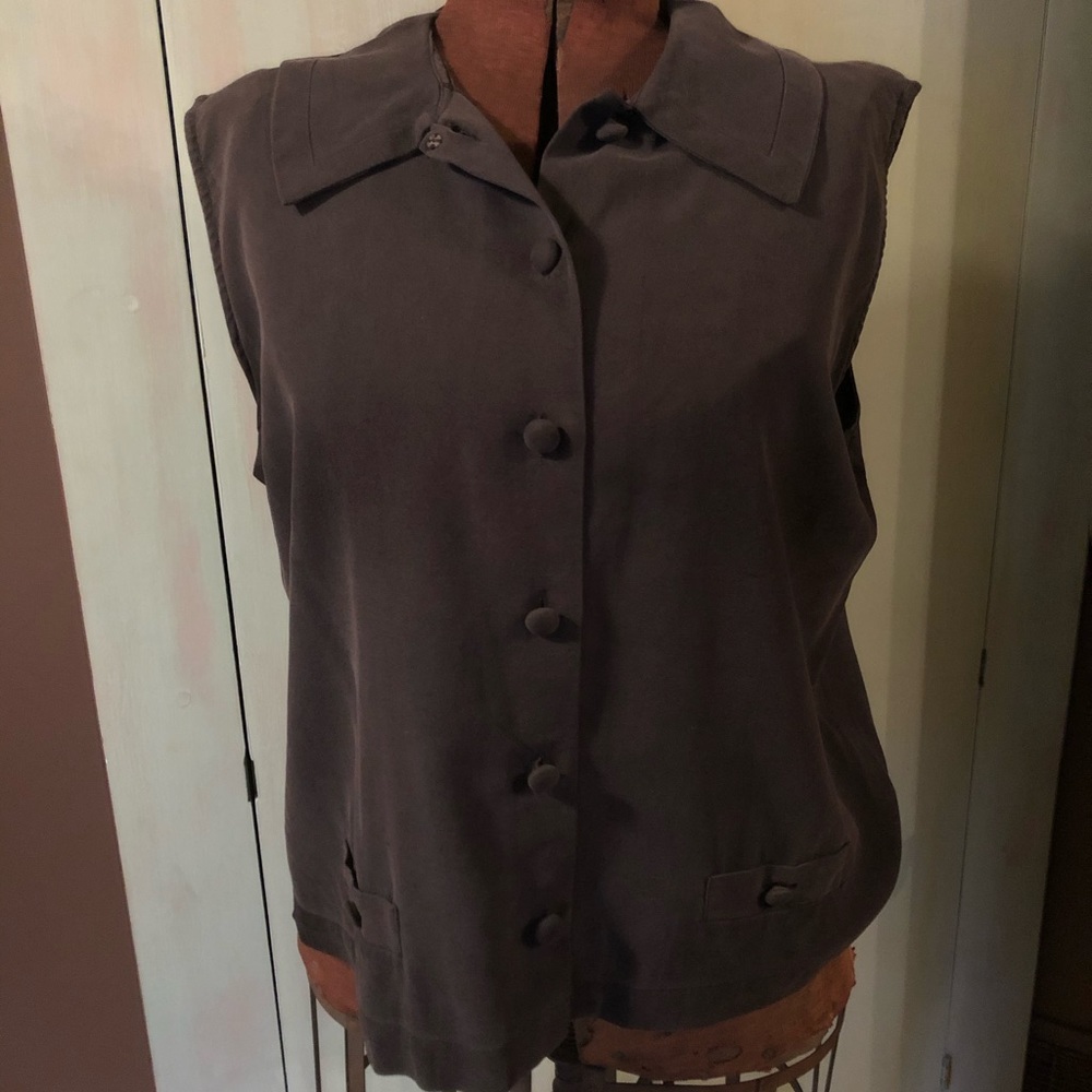 Black sleeveless top
